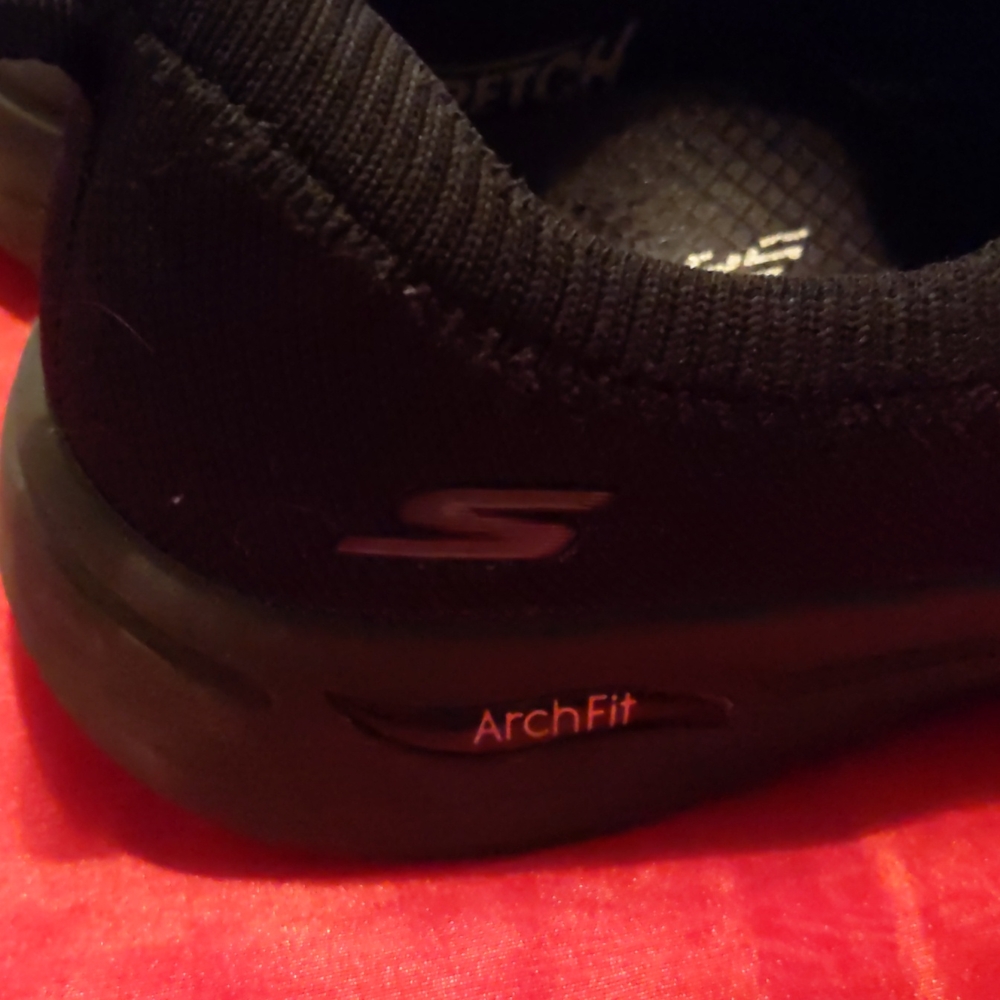 Skechers Archfit - Picture 5 of 7
